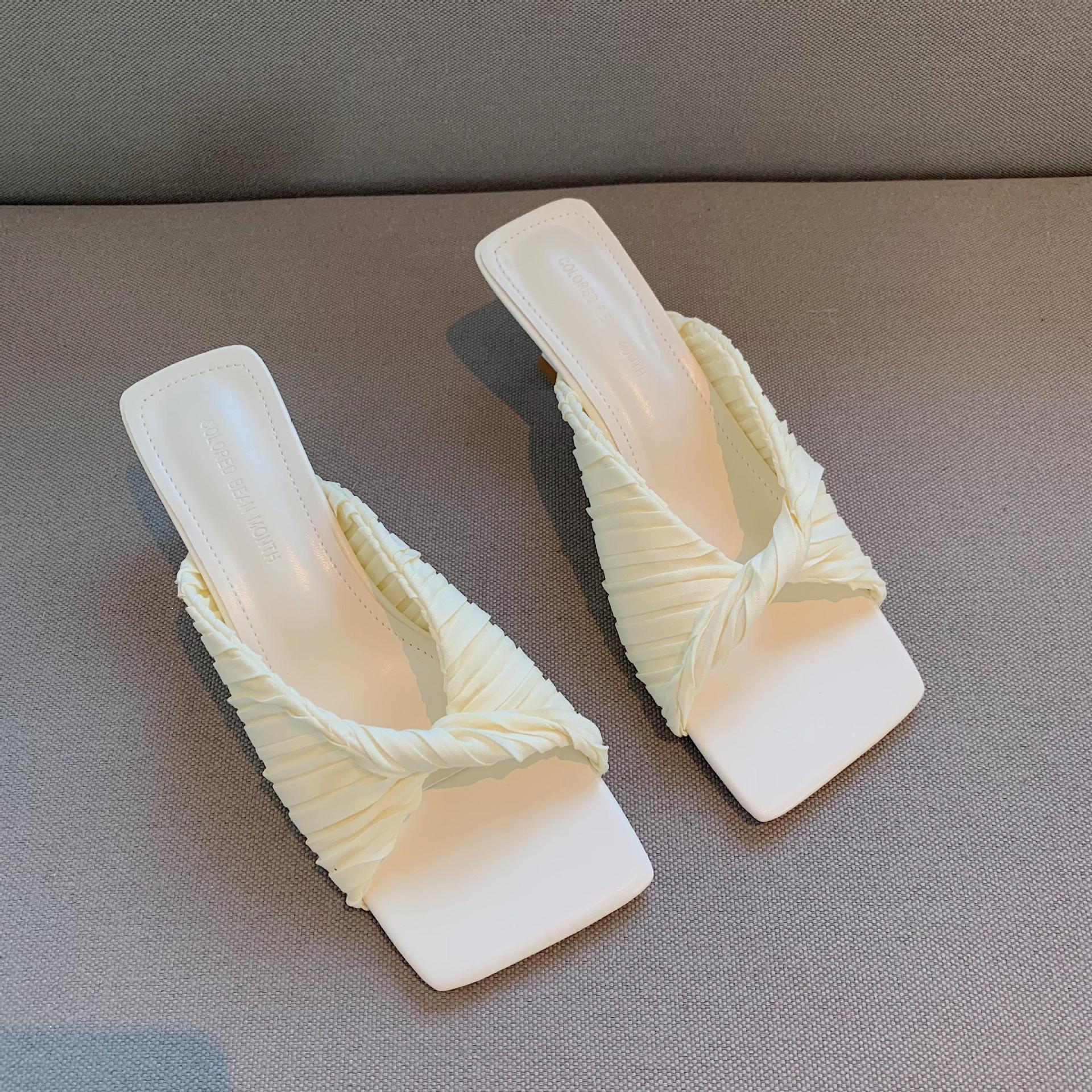 New French Summer Square Toe Sandals Folds Are Thin And Slender With Open Toe Sandals For Women To Wear Mules