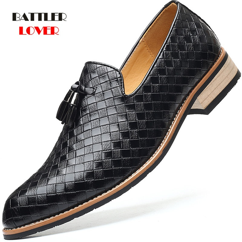 Men British Formal Dress Shoes for Male Coiffeur Tassel Formal Loafers Classic Wedding Party Footwear Slip On Plus Size 39-47